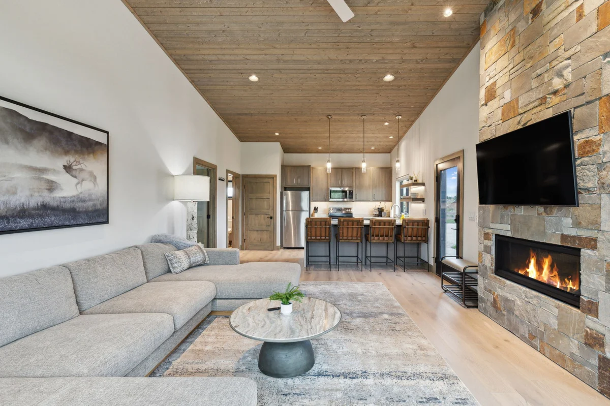 Mara Luxury Cabin- Maple #53