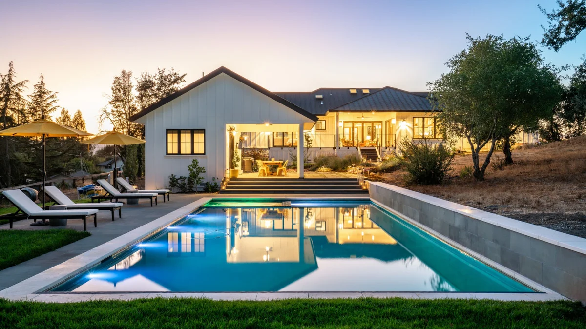 Healdsburg Haven - 3 BD plus Den, Pool, Spa & Wine Tasting #103