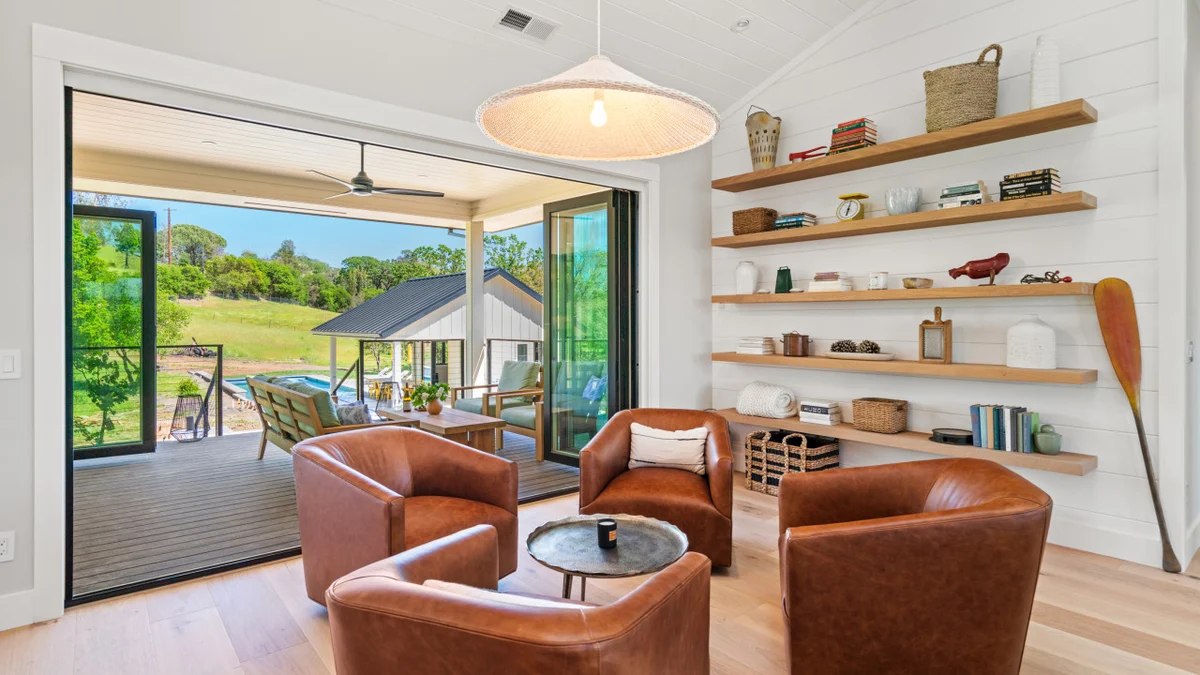 Healdsburg Haven - 3 BD plus Den, Pool, Spa & Wine Tasting #145