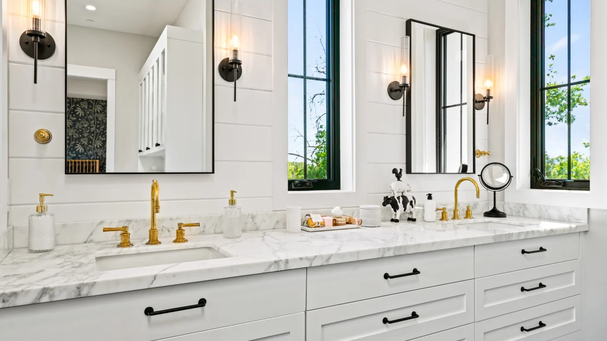Healdsburg Haven - 3 BD plus Den, Pool, Spa & Wine Tasting #133