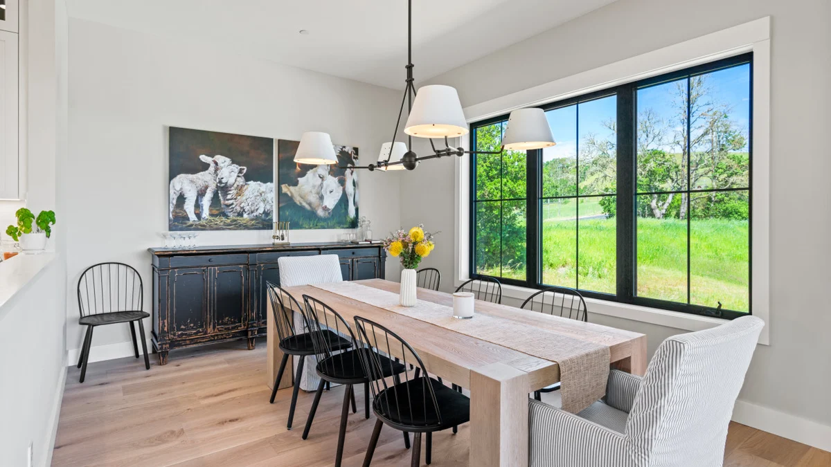 Healdsburg Haven - 3 BD plus Den, Pool, Spa & Wine Tasting #118
