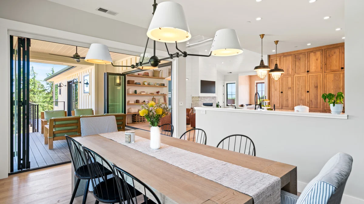 Healdsburg Haven - 3 BD plus Den, Pool, Spa & Wine Tasting #131
