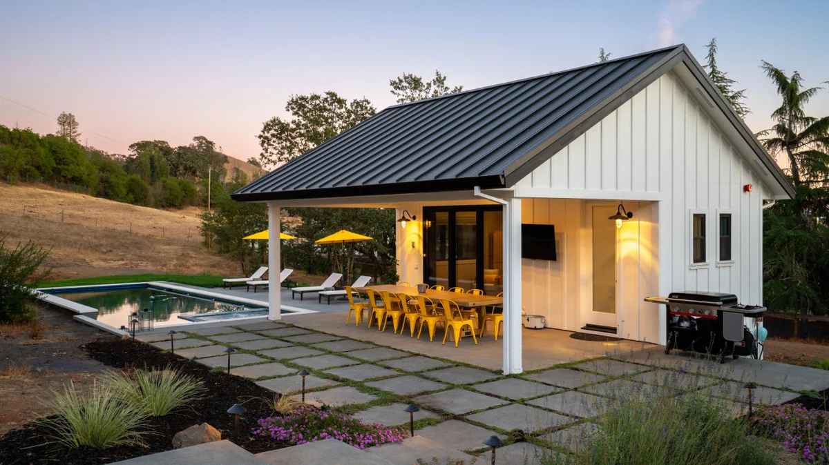 Healdsburg Haven - 3 BD plus Den, Pool, Spa & Wine Tasting #149
