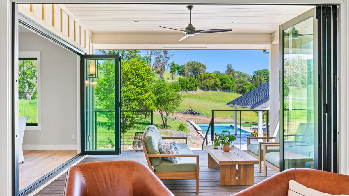 Healdsburg Haven - 3 BD plus Den, Pool, Spa & Wine Tasting #141