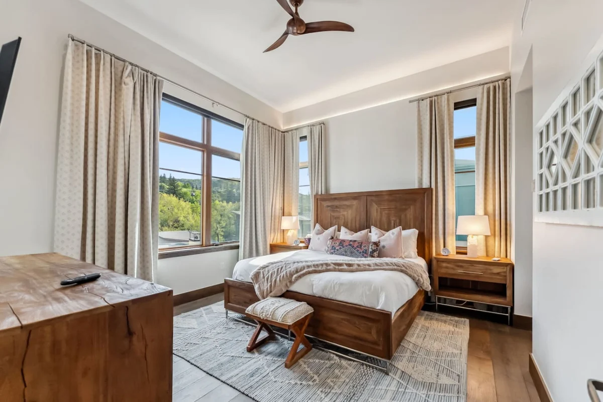 LUXE Riverfront Mountain Retreat | Walk to Gondola #63