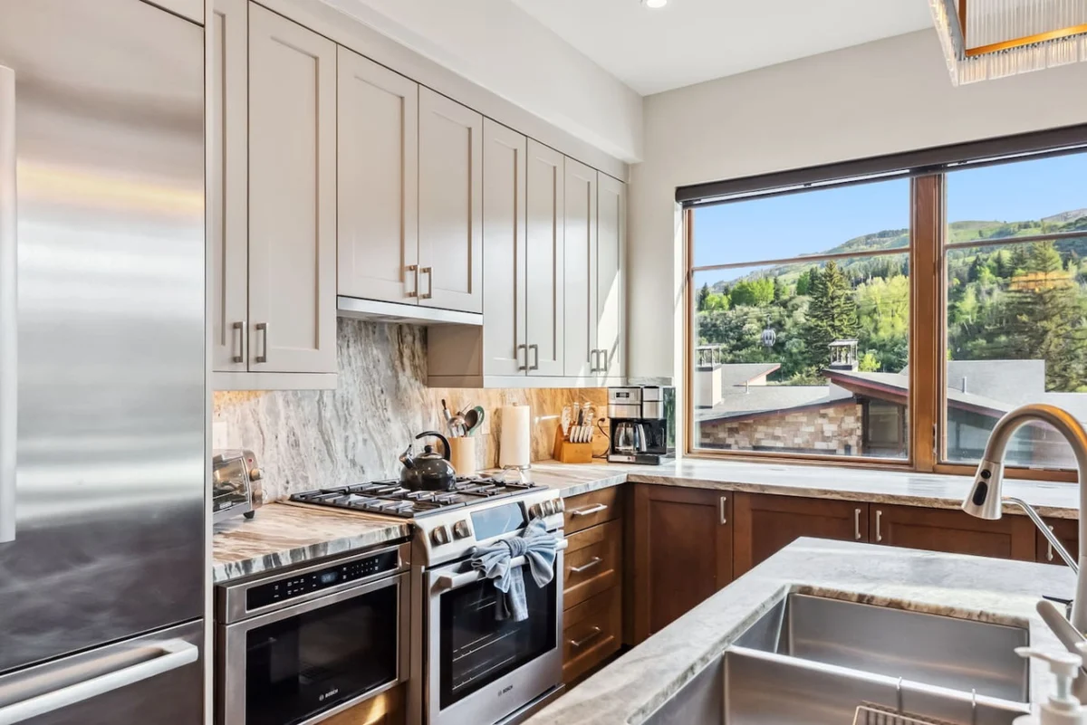 LUXE Riverfront Mountain Retreat | Walk to Gondola #94