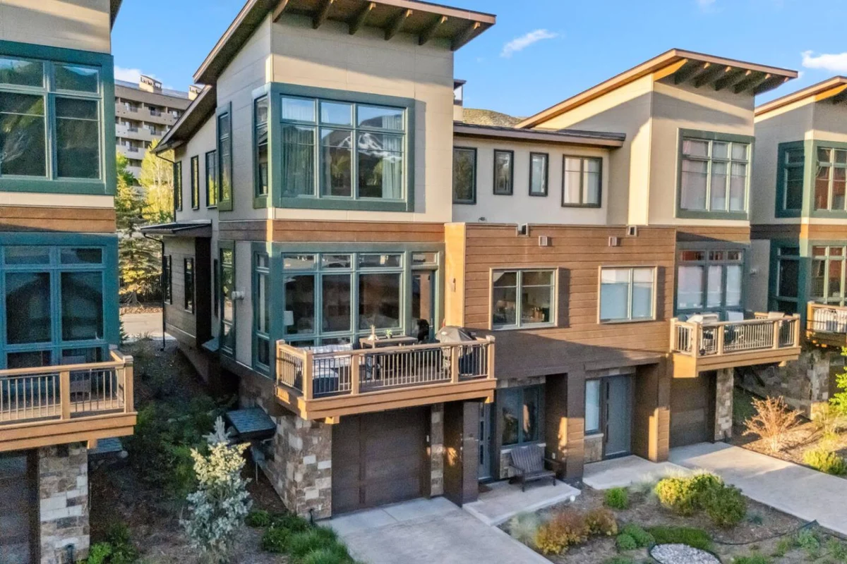 LUXE Riverfront Mountain Retreat | Walk to Gondola #82