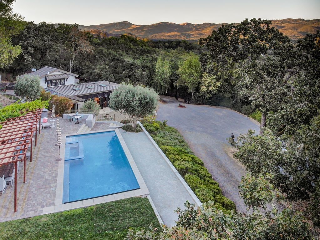 Home in Glen Ellen property photo 3