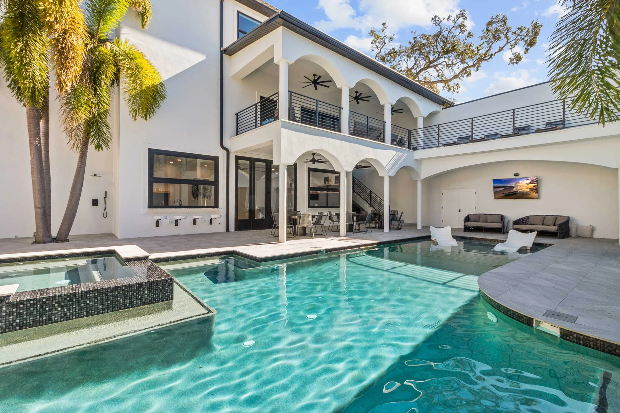 Wander Tampa Estate #125