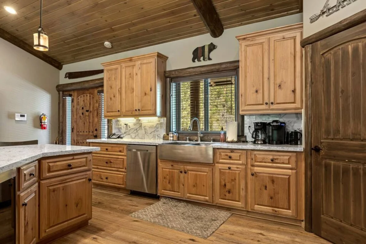 Eagle Creek Hot Tub, Game Room, Private Sled Hill #173