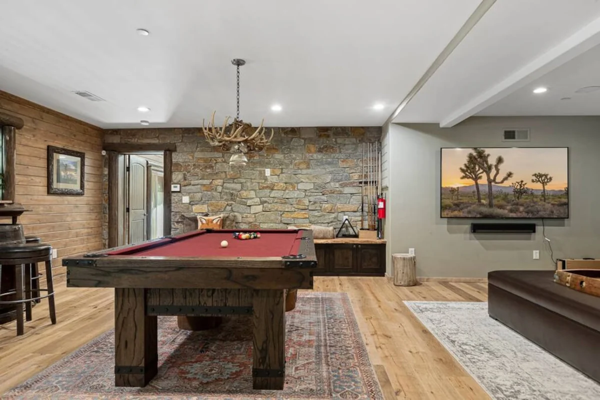 Eagle Creek Hot Tub, Game Room, Private Sled Hill #130