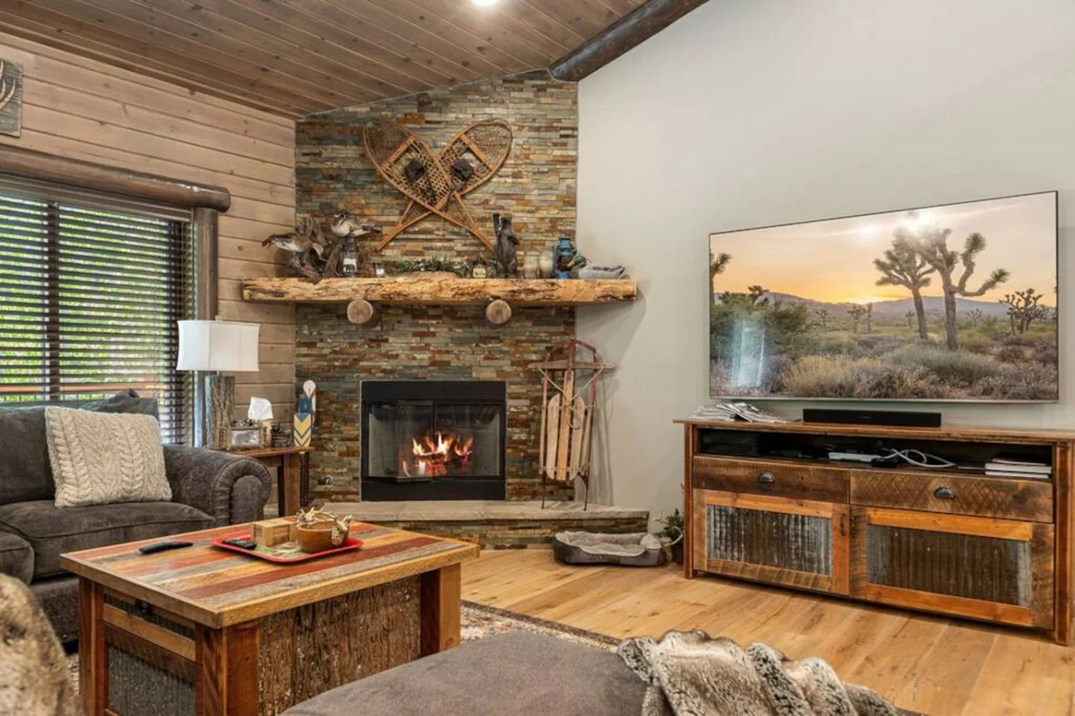 Eagle Creek Hot Tub, Game Room, Private Sled Hill #141