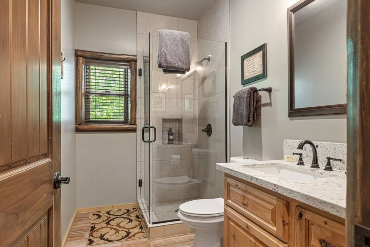 Eagle Creek Hot Tub, Game Room, Private Sled Hill #120