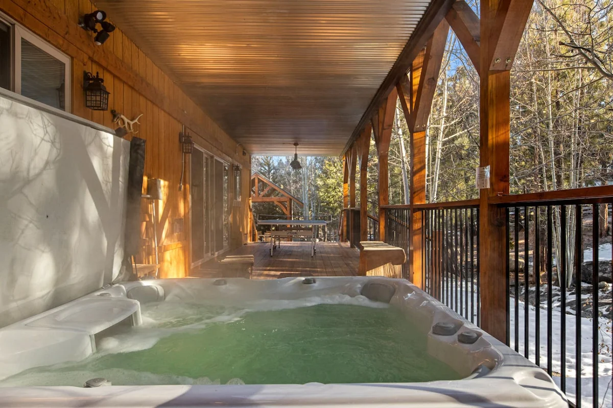 Eagle Creek Hot Tub, Game Room, Private Sled Hill #176