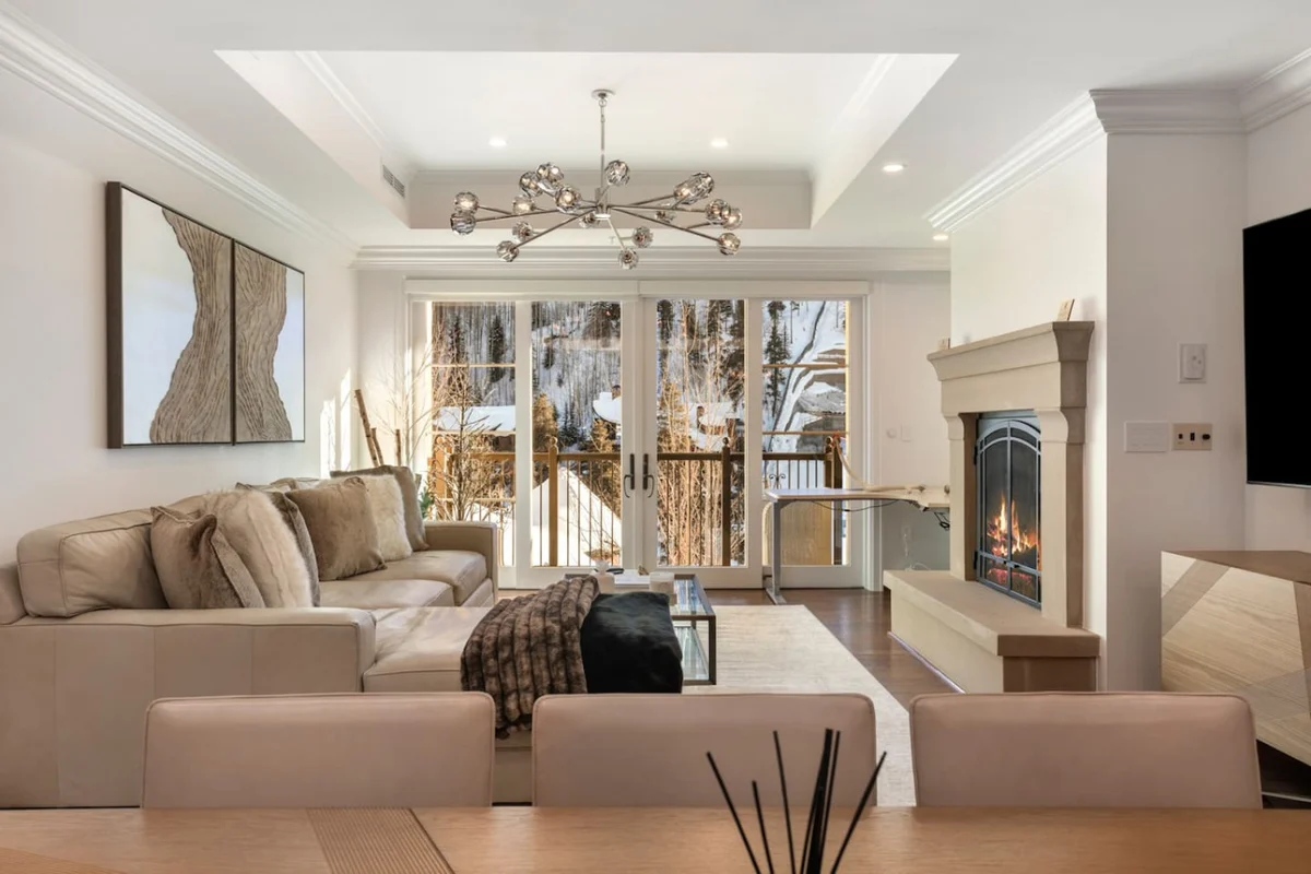 Ritz-Carlton Luxury Suite with Mountain Views #70