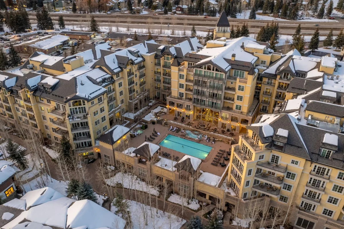 Ritz-Carlton Luxury Suite with Mountain Views #43