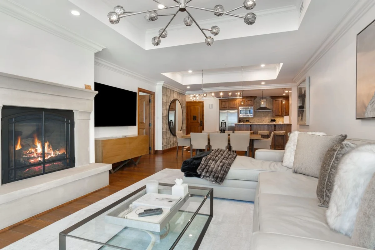 Ritz-Carlton Luxury Suite with Mountain Views #56