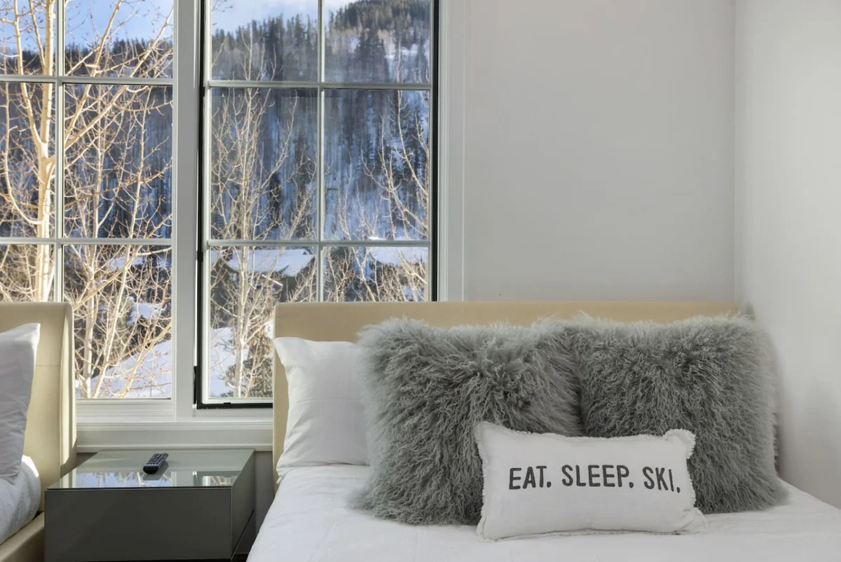 Ritz-Carlton Luxury Suite with Mountain Views #61