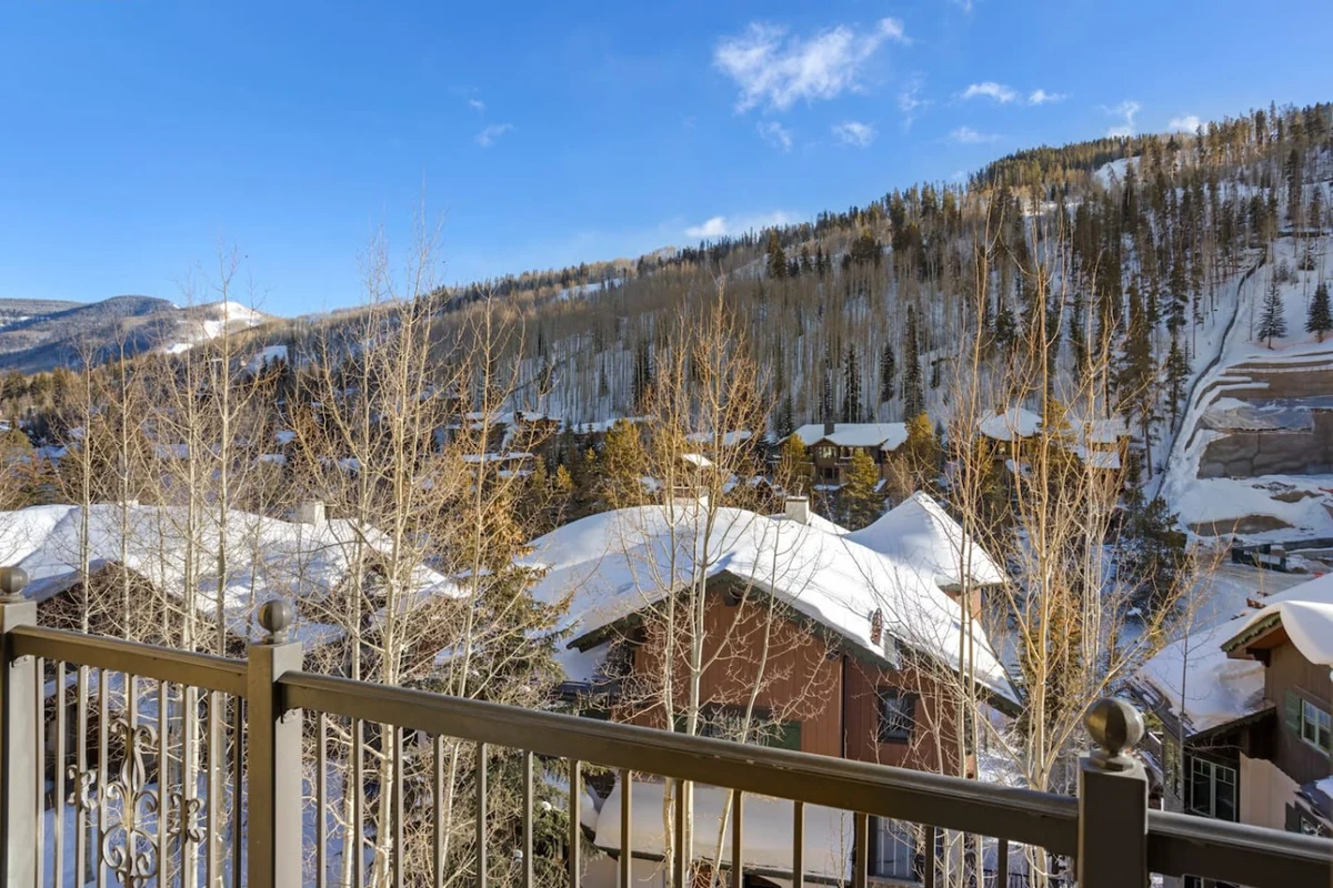 Ritz-Carlton Luxury Suite with Mountain Views #71