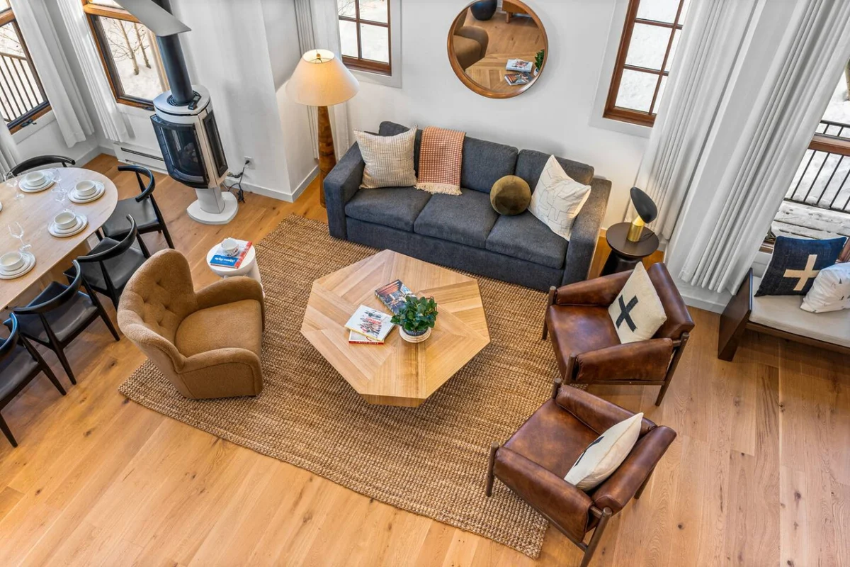LUXE Loft Town Home | HOT TUB | Family-Friendly #79