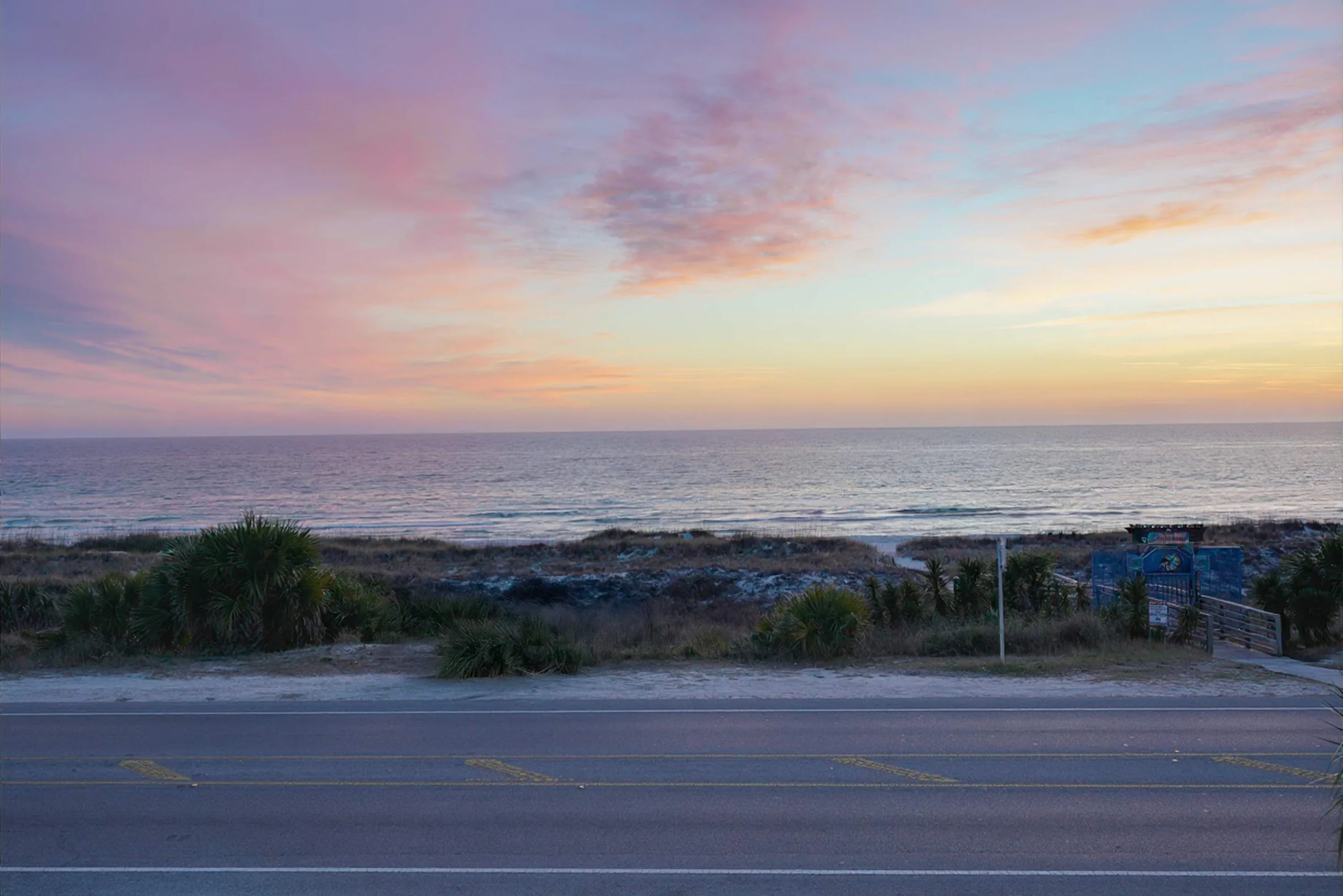 Wander Front Beach Dunes #304