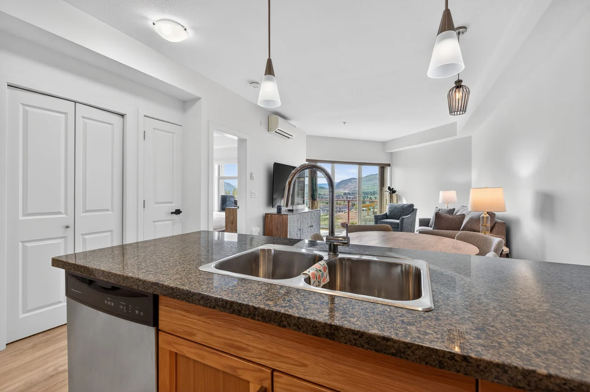 Home in West Kelowna property photo 5