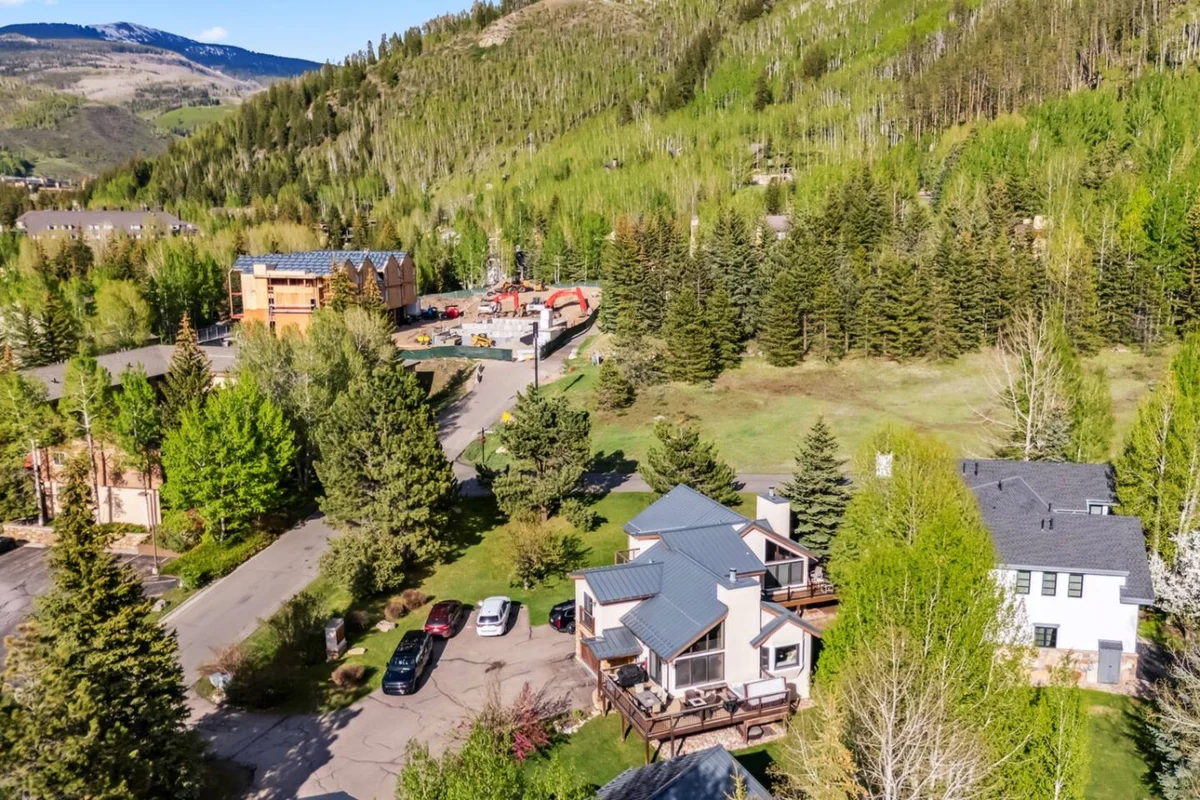 Matterhorn Haven | LUXE Vail Retreat w/ Hot Tub #62