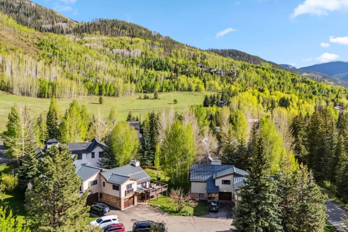 Matterhorn Haven | LUXE Vail Retreat w/ Hot Tub #86