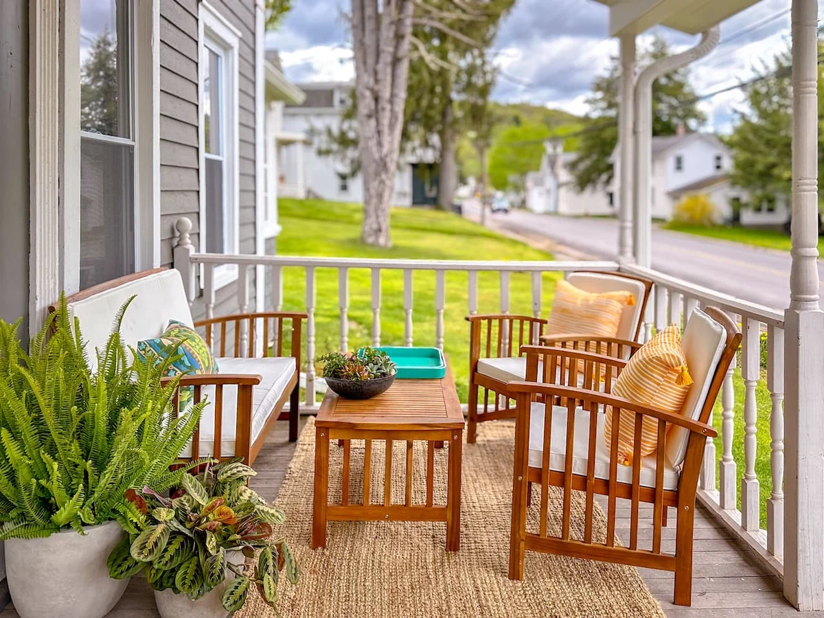 Vintage Catskills Home • Bucolic Views & Coziness #105