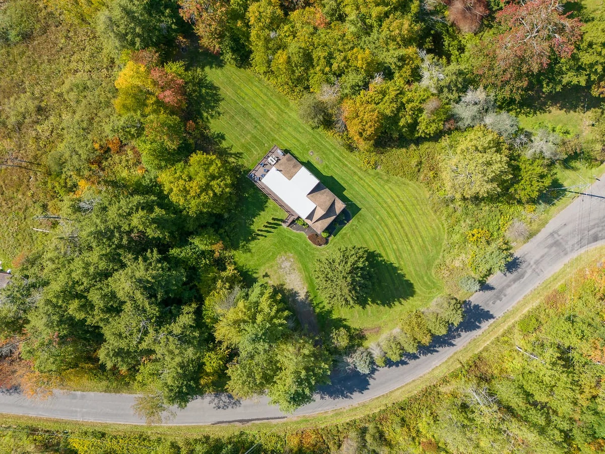 Warm & Woodsy Cabin Year-Round Escape #44