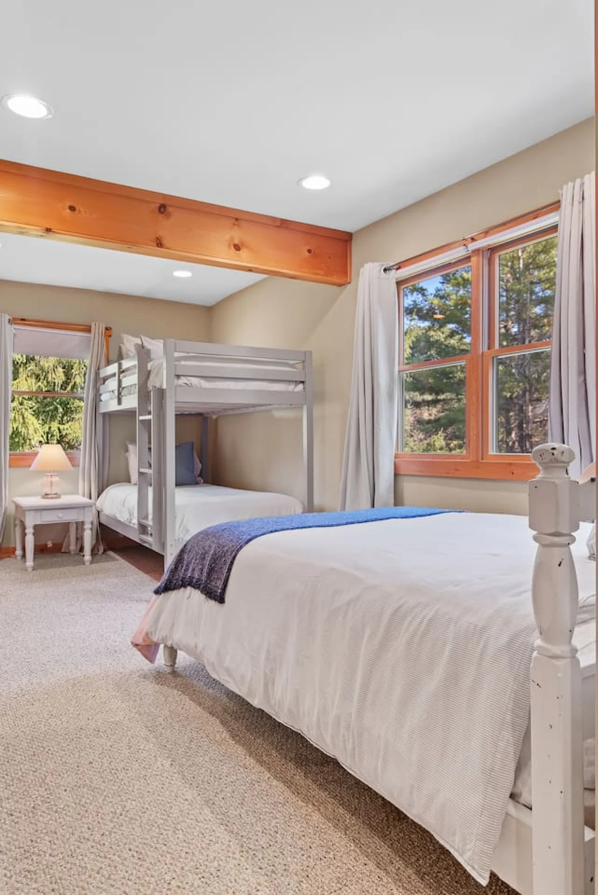 Warm & Woodsy Cabin Year-Round Escape #49
