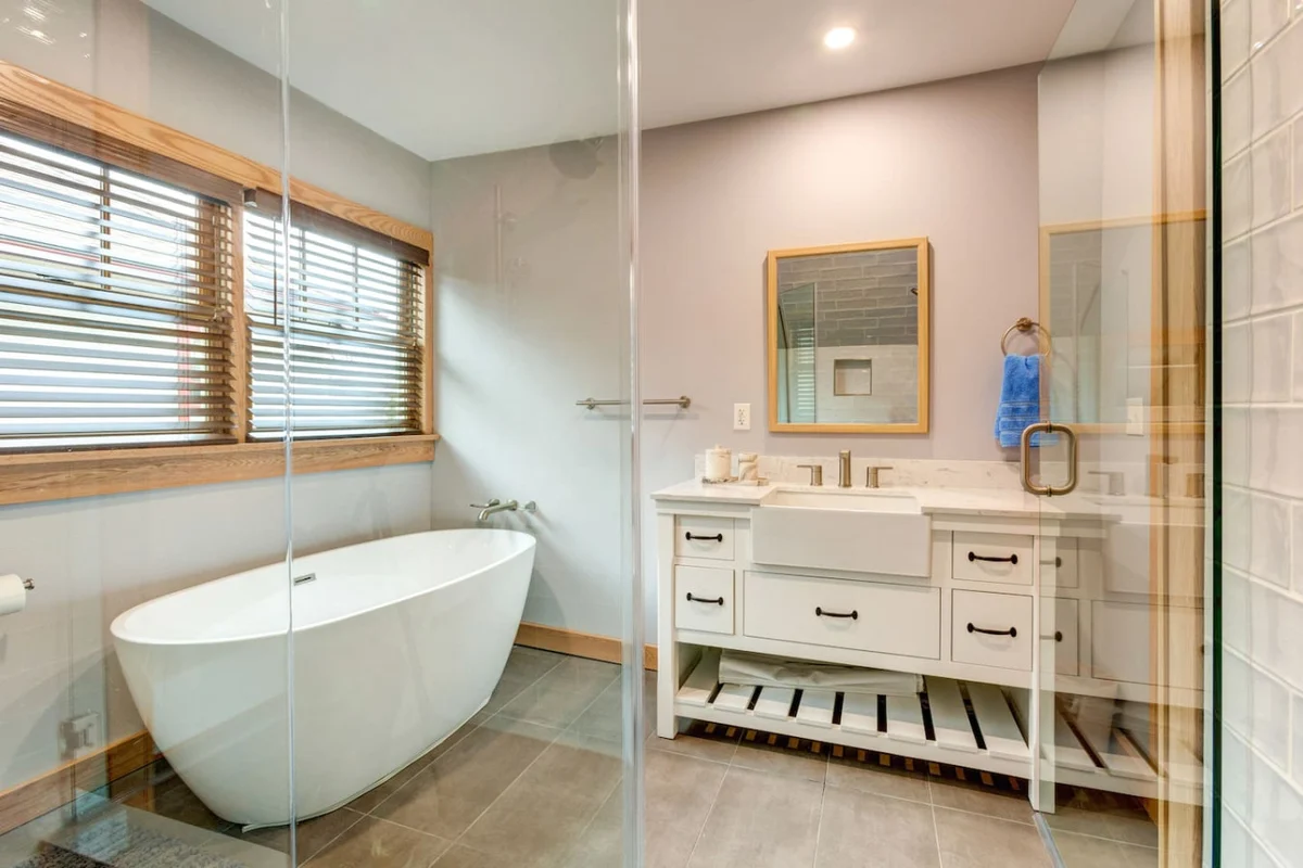Hygge Haus • Warm Welcoming Year-Round Escape #59