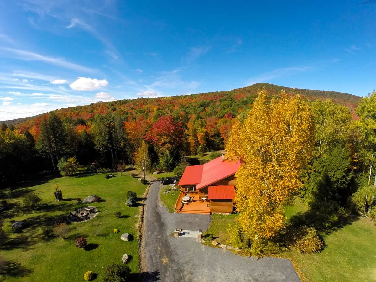 Cozy 6BR Catskills Getaway with Hot Tub #113
