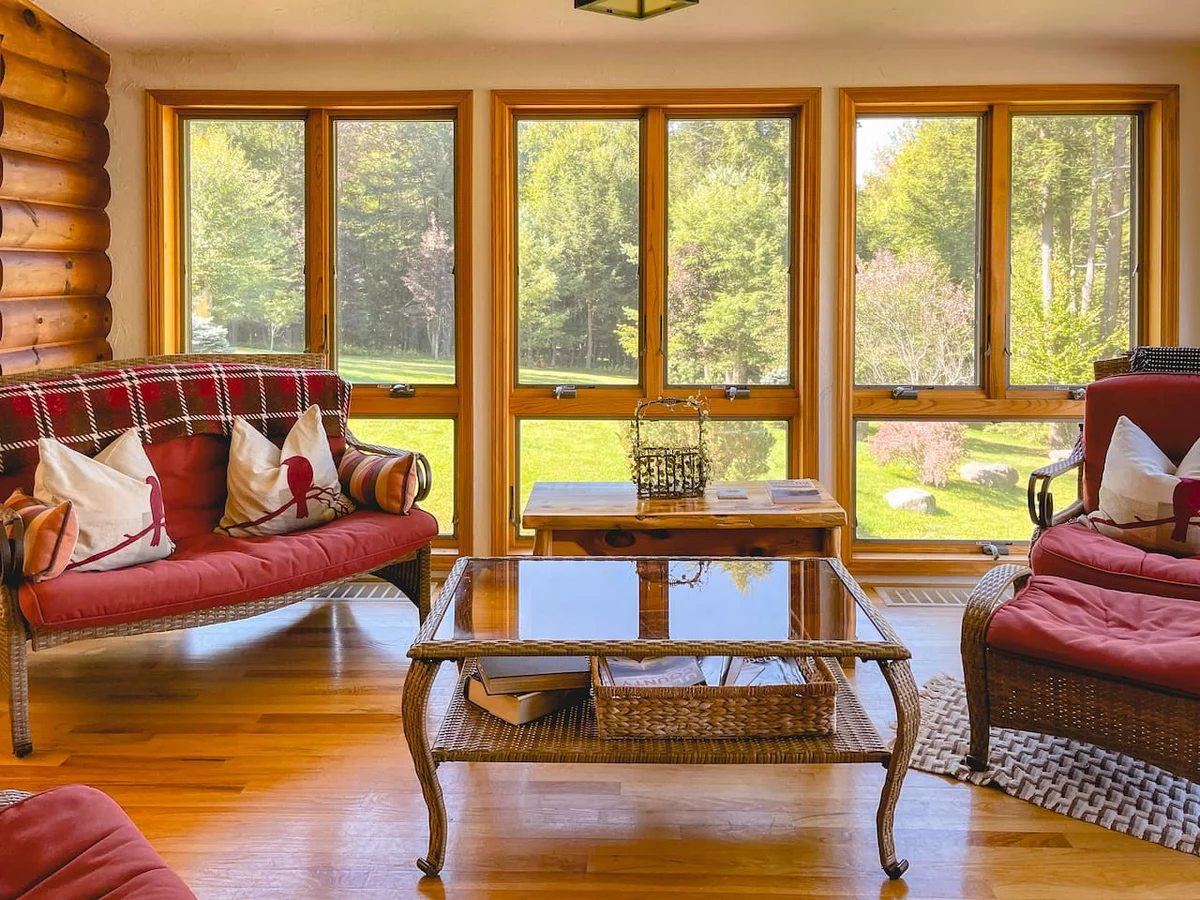 Cozy 6BR Catskills Getaway with Hot Tub #101