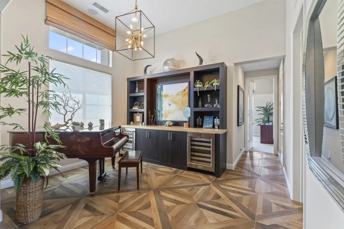 Home in La Quinta property photo 5