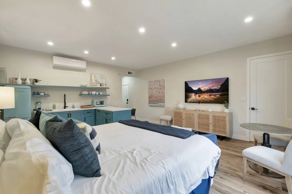 Home in San Clemente property photo 5