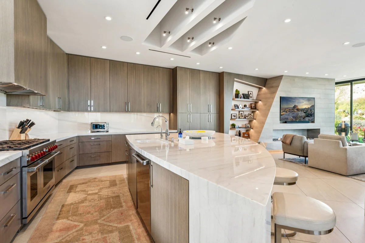 Home in Palm Desert property photo 3