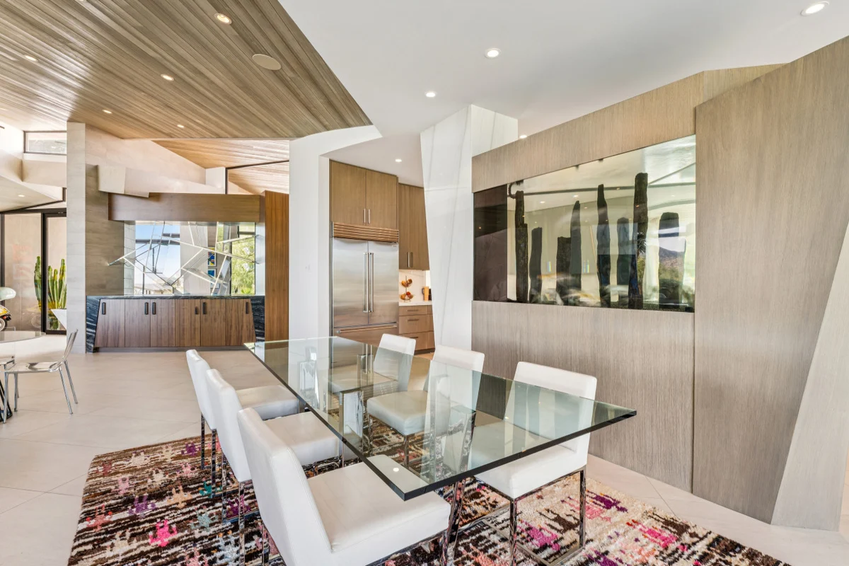Home in Palm Desert property photo 5