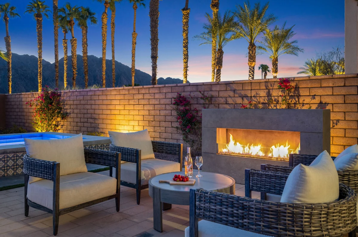 Home in La Quinta property photo 2