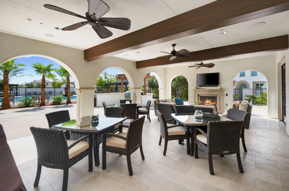 Home in La Quinta property photo 5