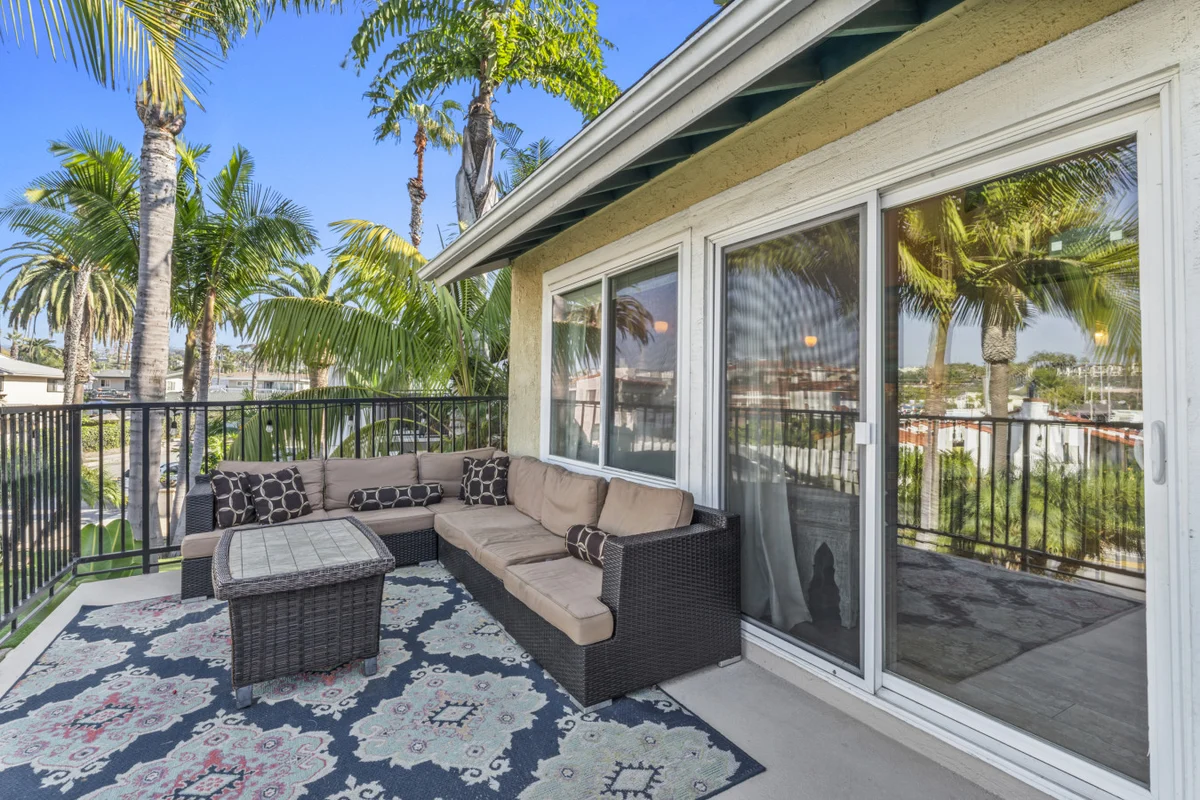 Home in San Clemente property photo 5