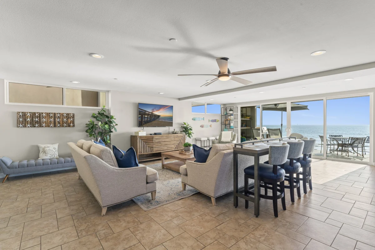 Hawaiian Style Beachfront on Beach Road property photo 3