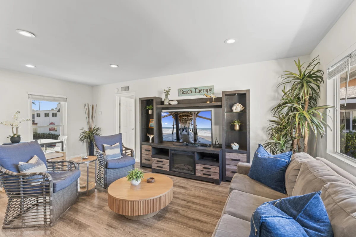 Hideaway D- Walk to the beach, Downtown, AC property photo 1