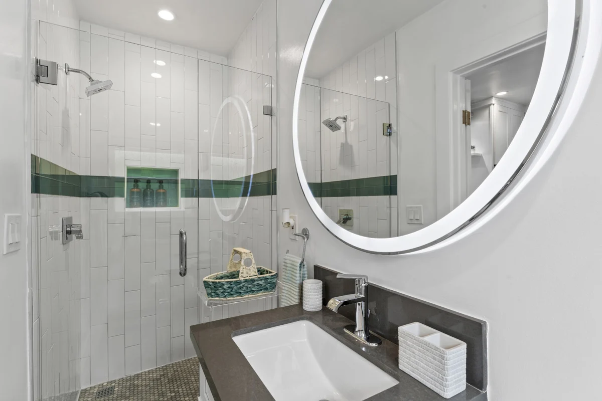 Home in Laguna Beach property photo 5