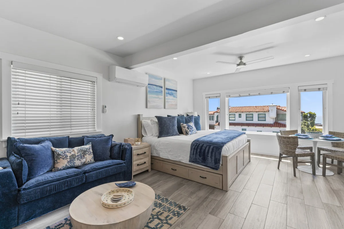 Home in Laguna Beach property photo 3