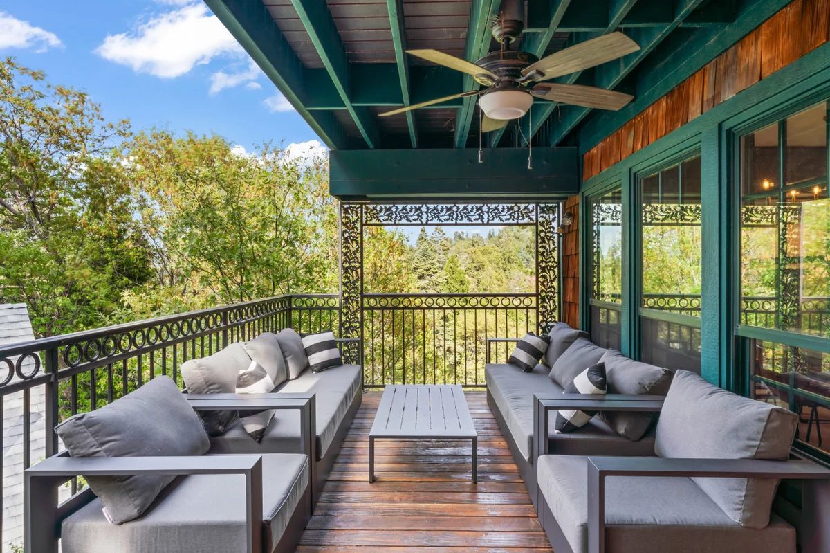 Home in Lake Arrowhead property photo 5