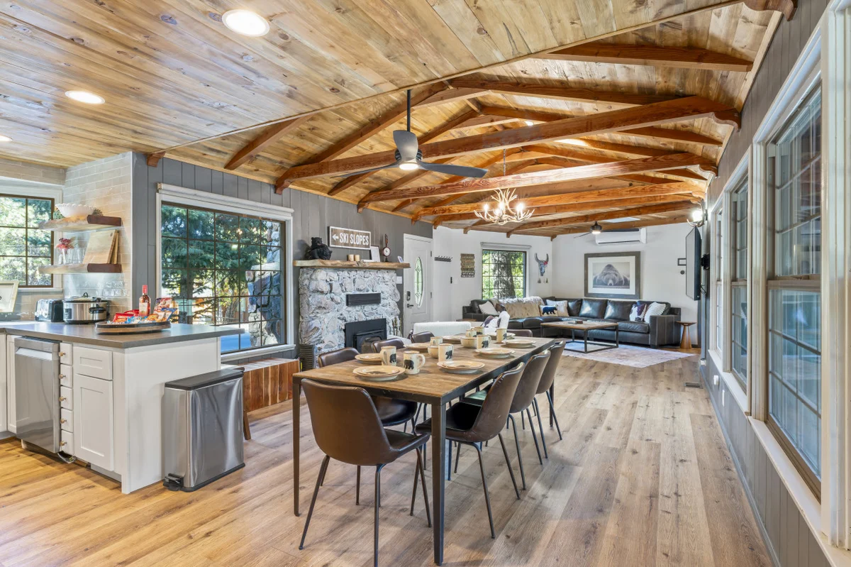 Home in Big Bear Lake property photo 2