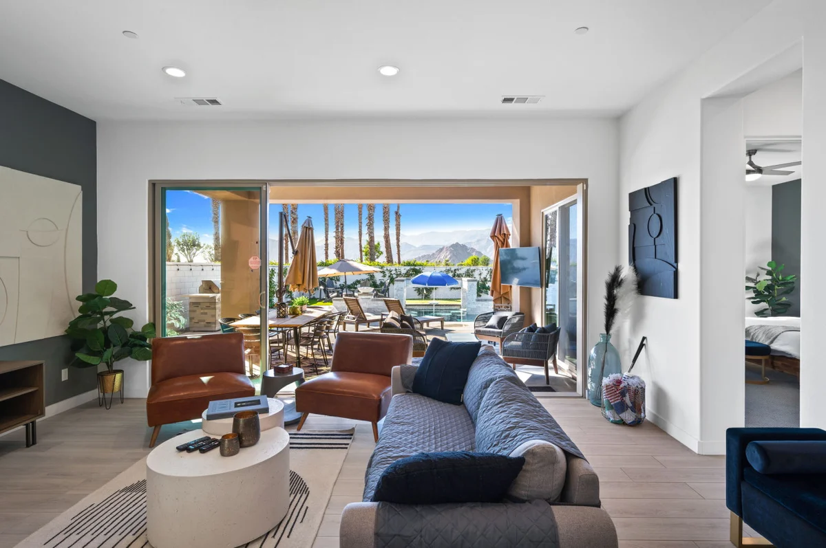Home in La Quinta property photo 4