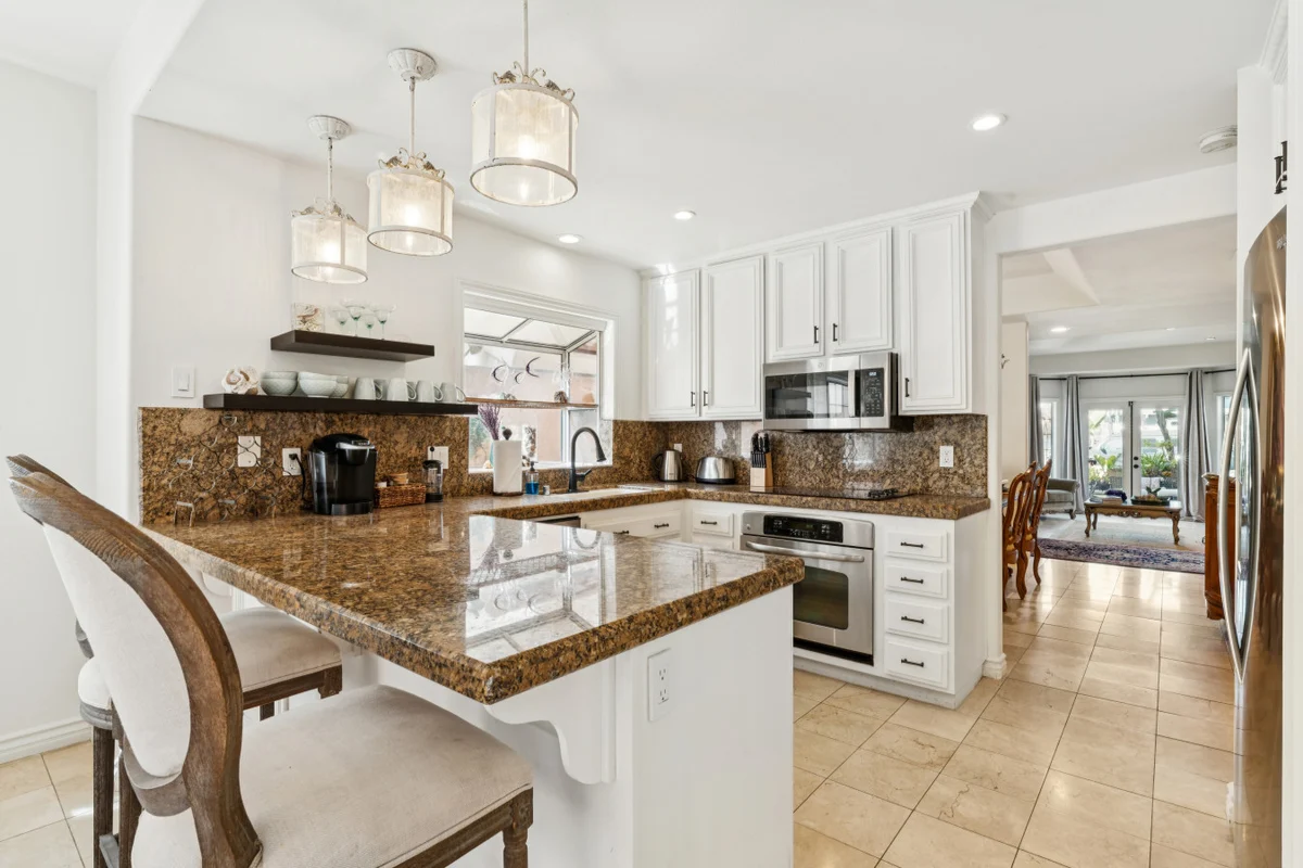 Ocean Views, Steps to Main Street & Beach, 3 Ensuite Bath property photo 5