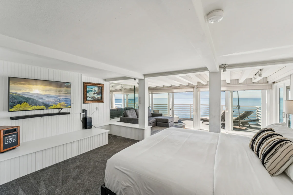 Oceanfront St. Ann's Beach, Private Beach Stairs property photo 5